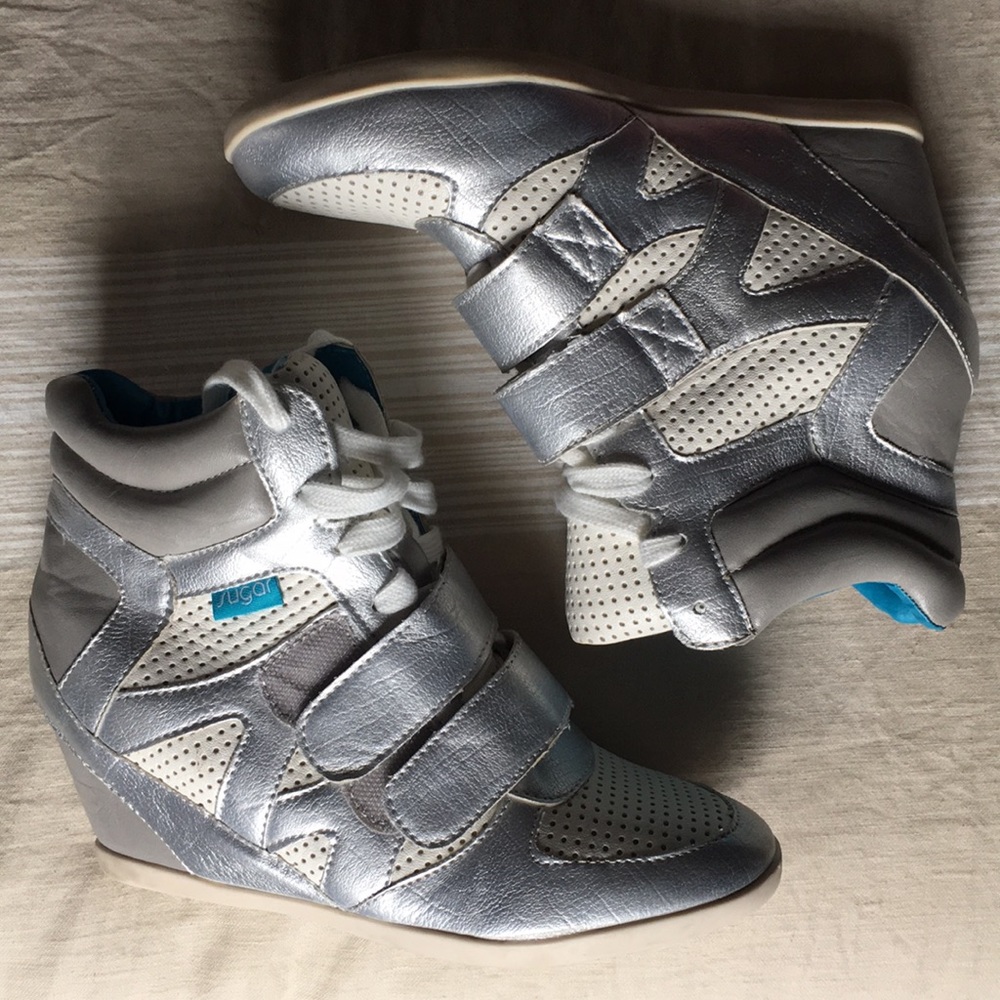 Silver sugar wedges